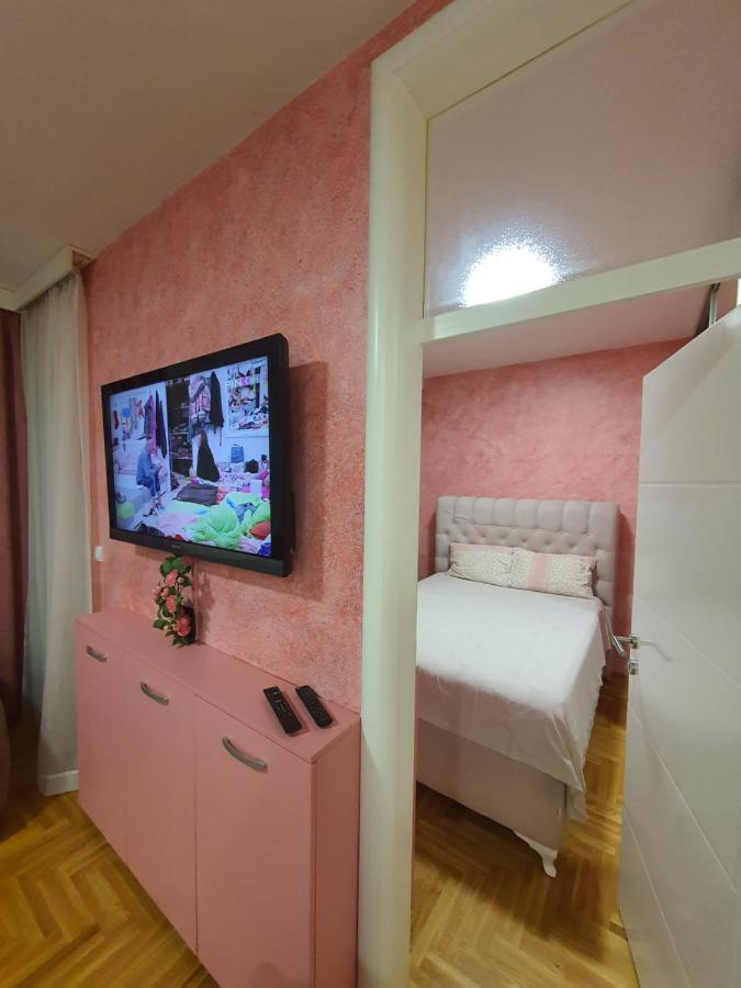 Apartman Kristina, Istocno Sarajevo,Vojvode Radomira Putnika 49F Lukavica Eksteriør billede