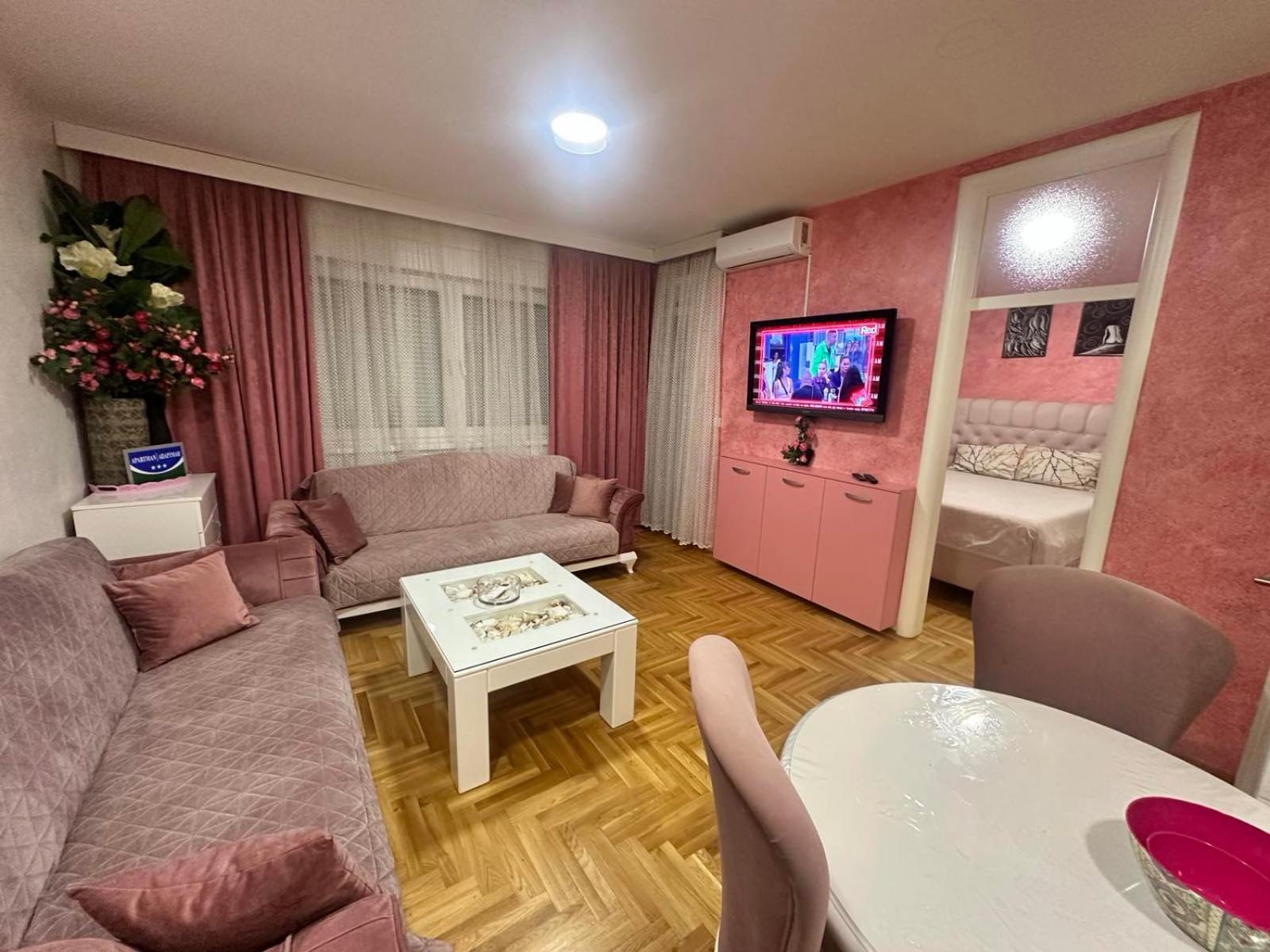 Apartman Kristina, Istocno Sarajevo,Vojvode Radomira Putnika 49F Lukavica Eksteriør billede